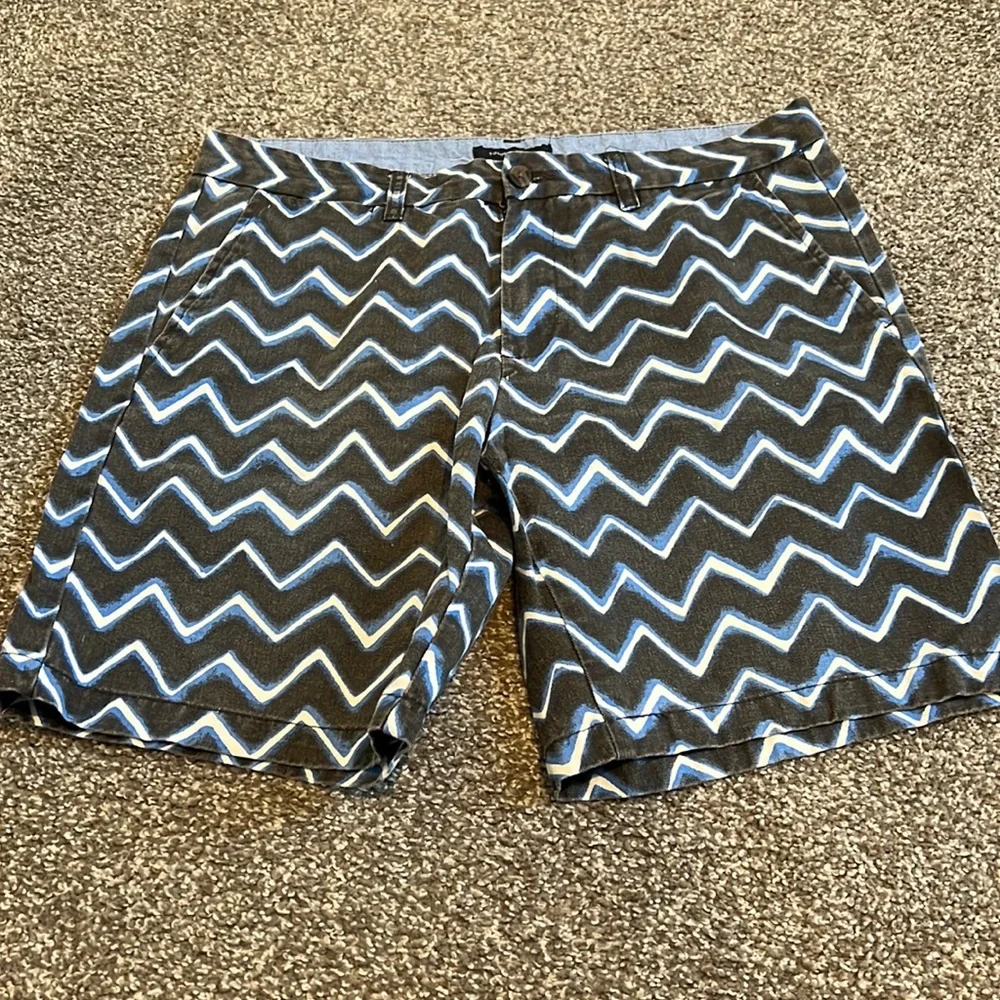 Tommy Hilfiger Mens Shorts - Picture 2 of 5